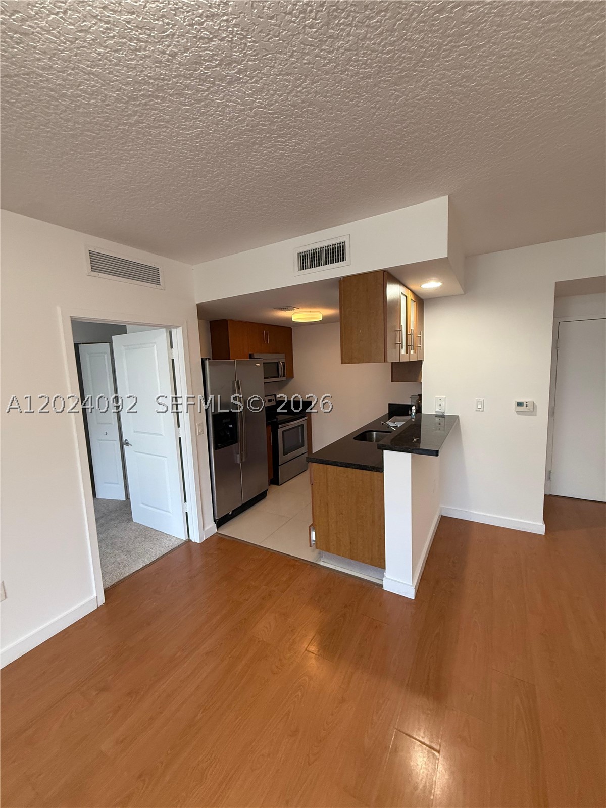 601 NE 23rd St #804, Miami FL 33137