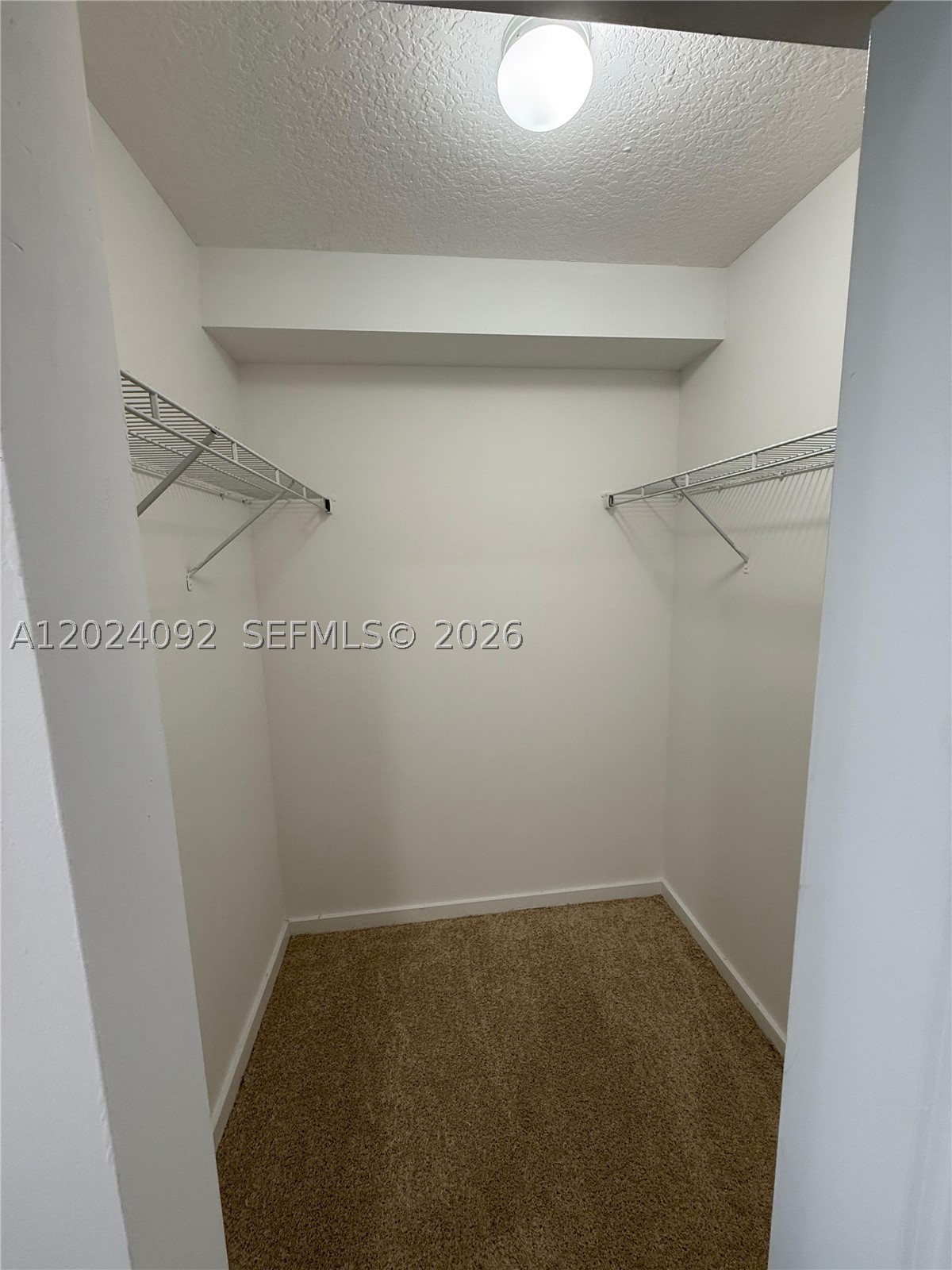 601 NE 23rd St #804, Miami FL 33137