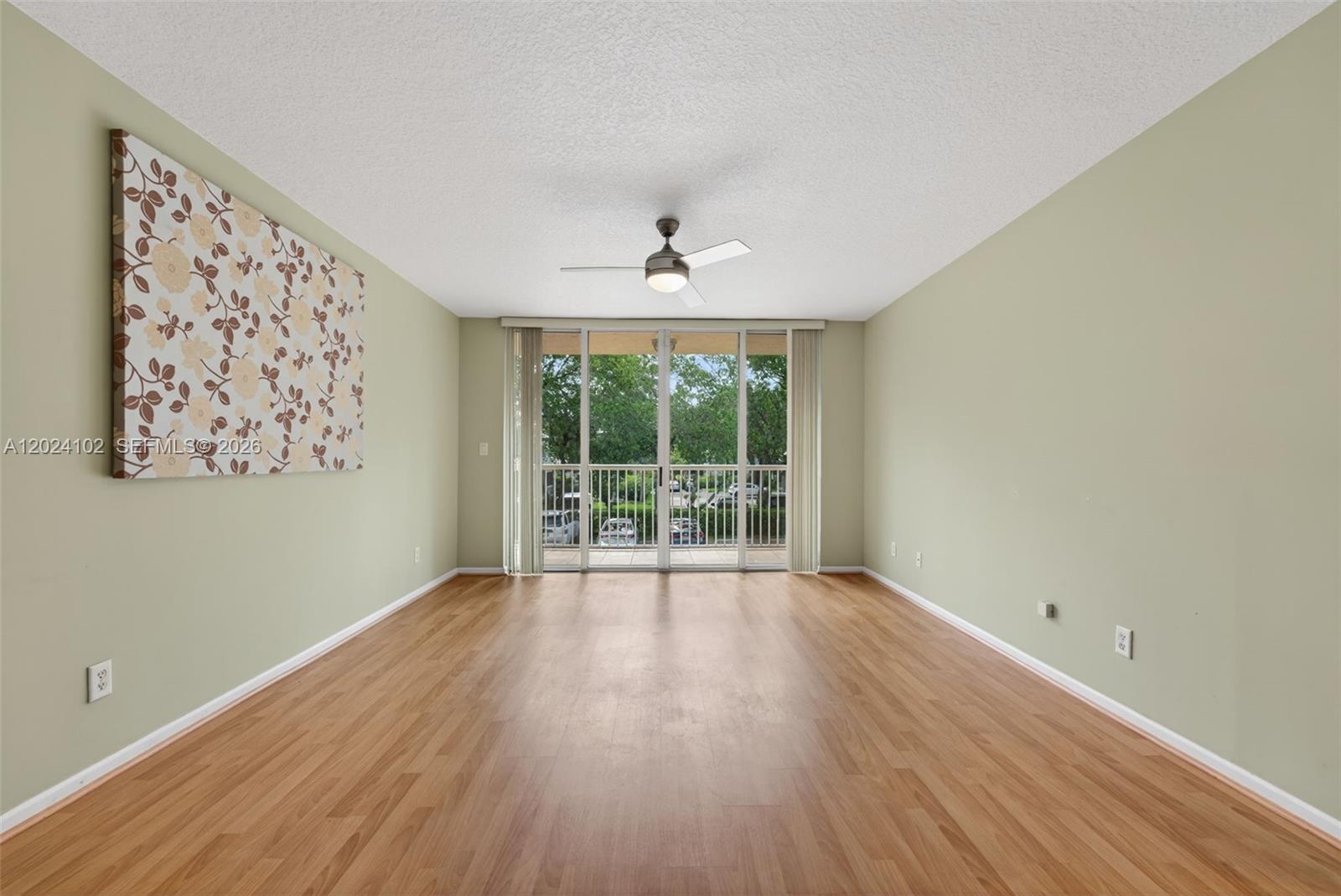 619 E Sheridan St #203, Dania Beach FL 33004