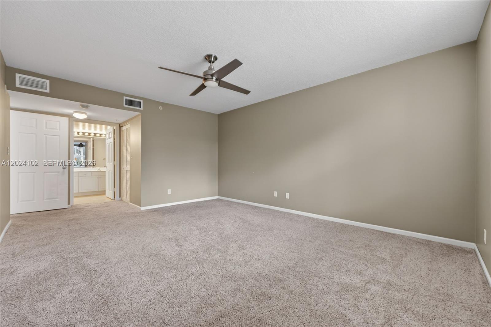 619 E Sheridan St #203, Dania Beach FL 33004