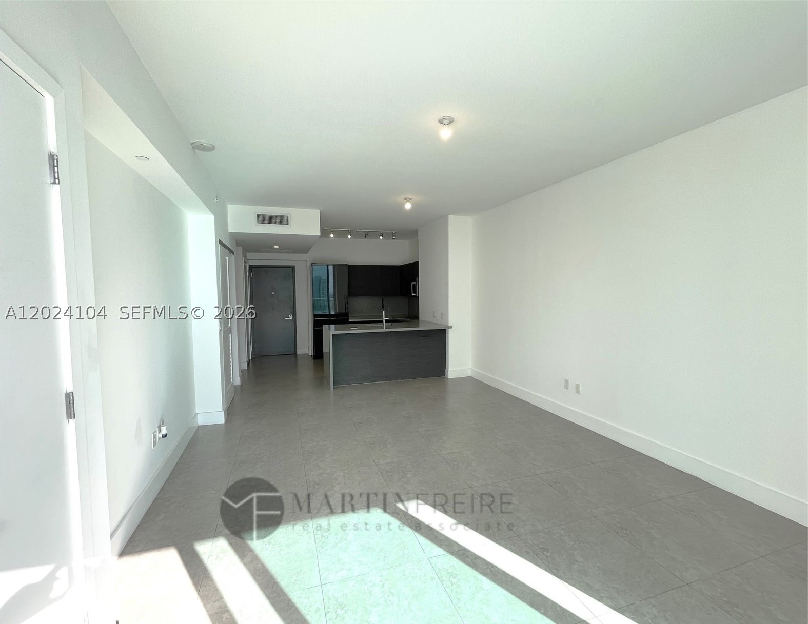 1080 Brickell Ave #2005, Miami FL 33131