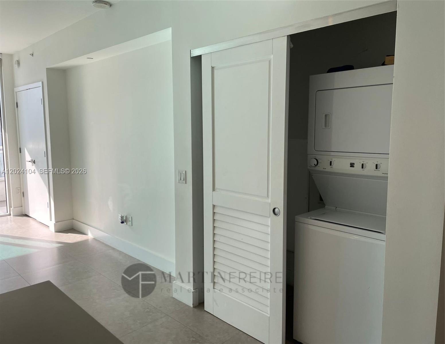 1080 Brickell Ave #2005, Miami FL 33131