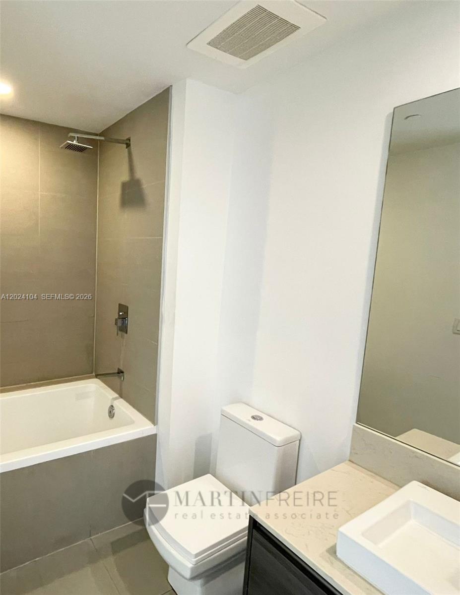 1080 Brickell Ave #2005, Miami FL 33131
