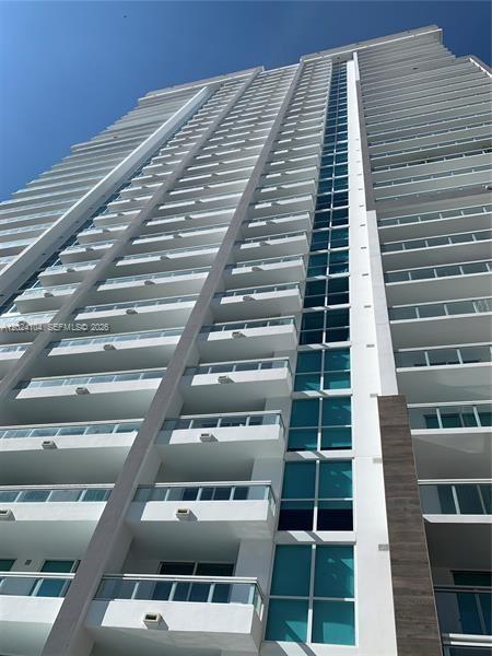 1080 Brickell Ave #2005, Miami FL 33131