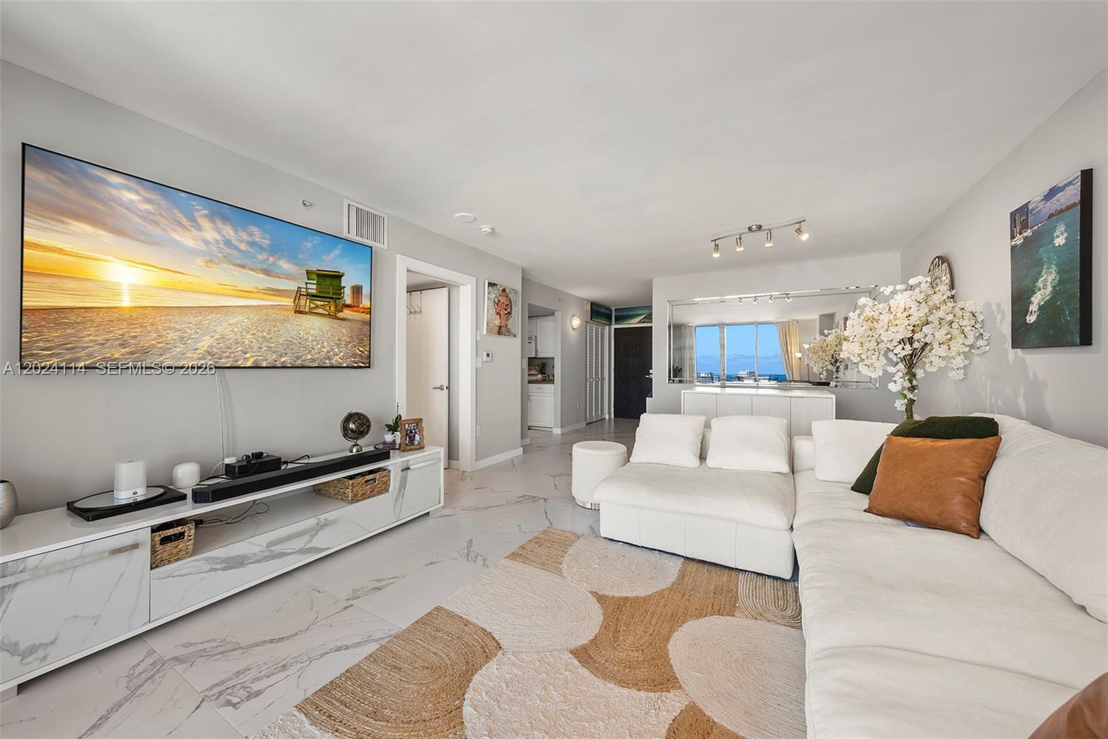 90 Alton Rd #1405, Miami Beach FL 33139