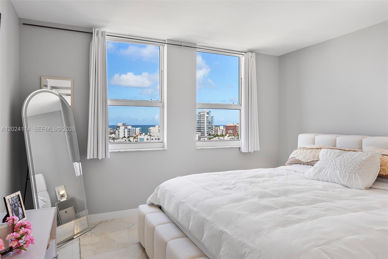 90 Alton Rd #1405, Miami Beach FL 33139