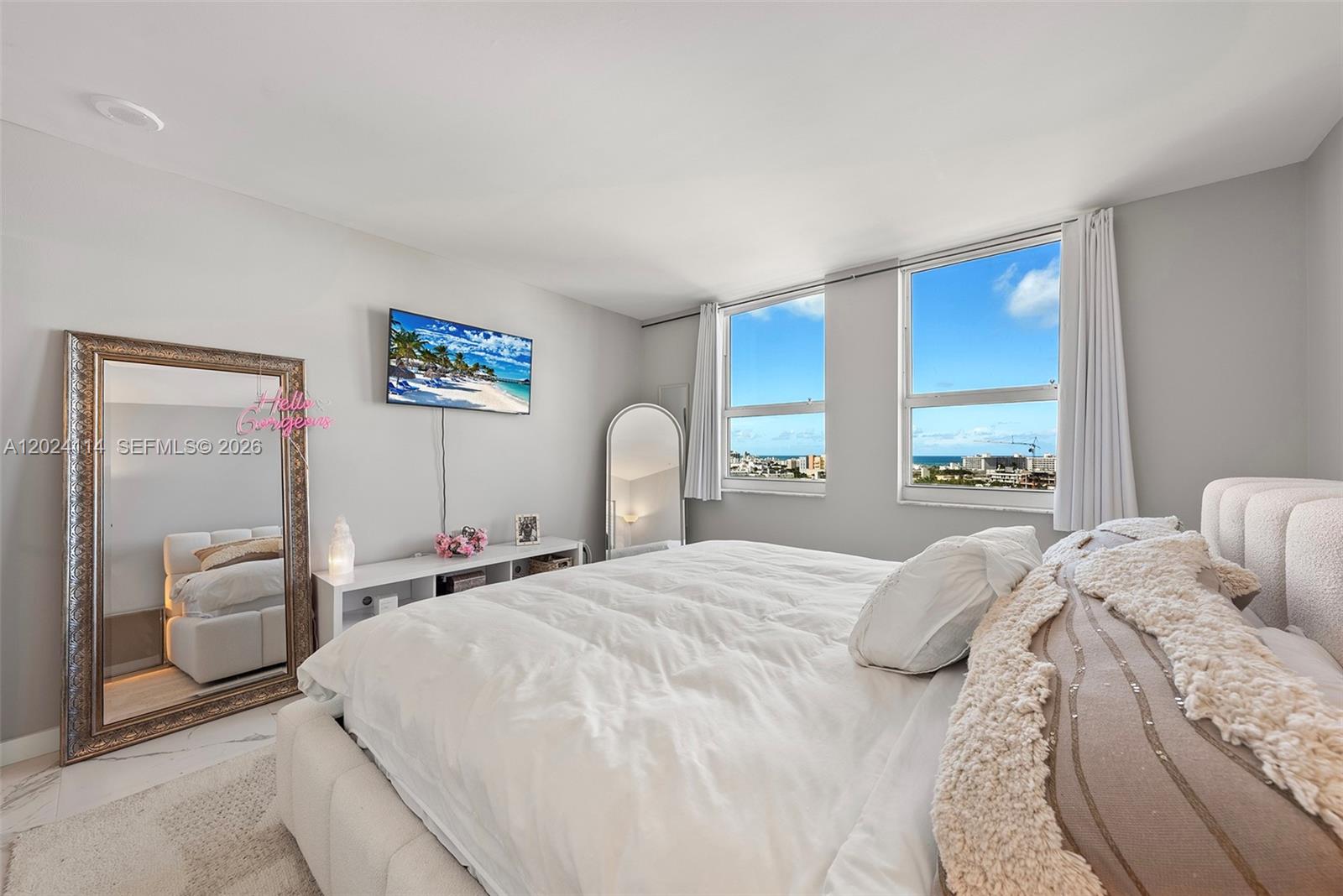 90 Alton Rd #1405, Miami Beach FL 33139