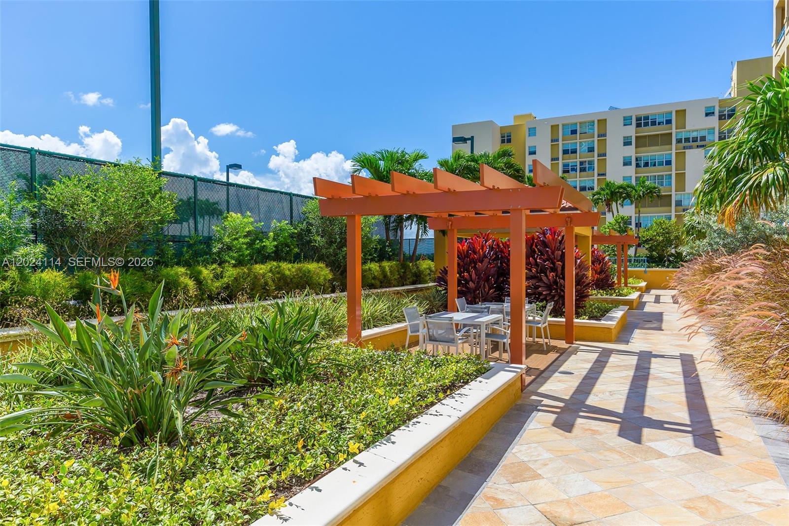90 Alton Rd #1405, Miami Beach FL 33139