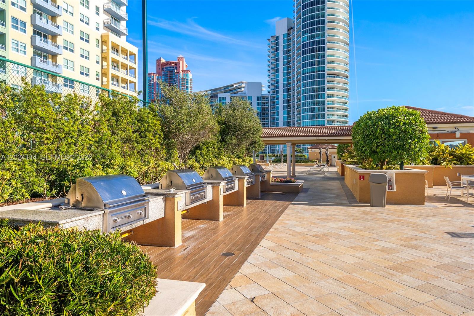 90 Alton Rd #1405, Miami Beach FL 33139