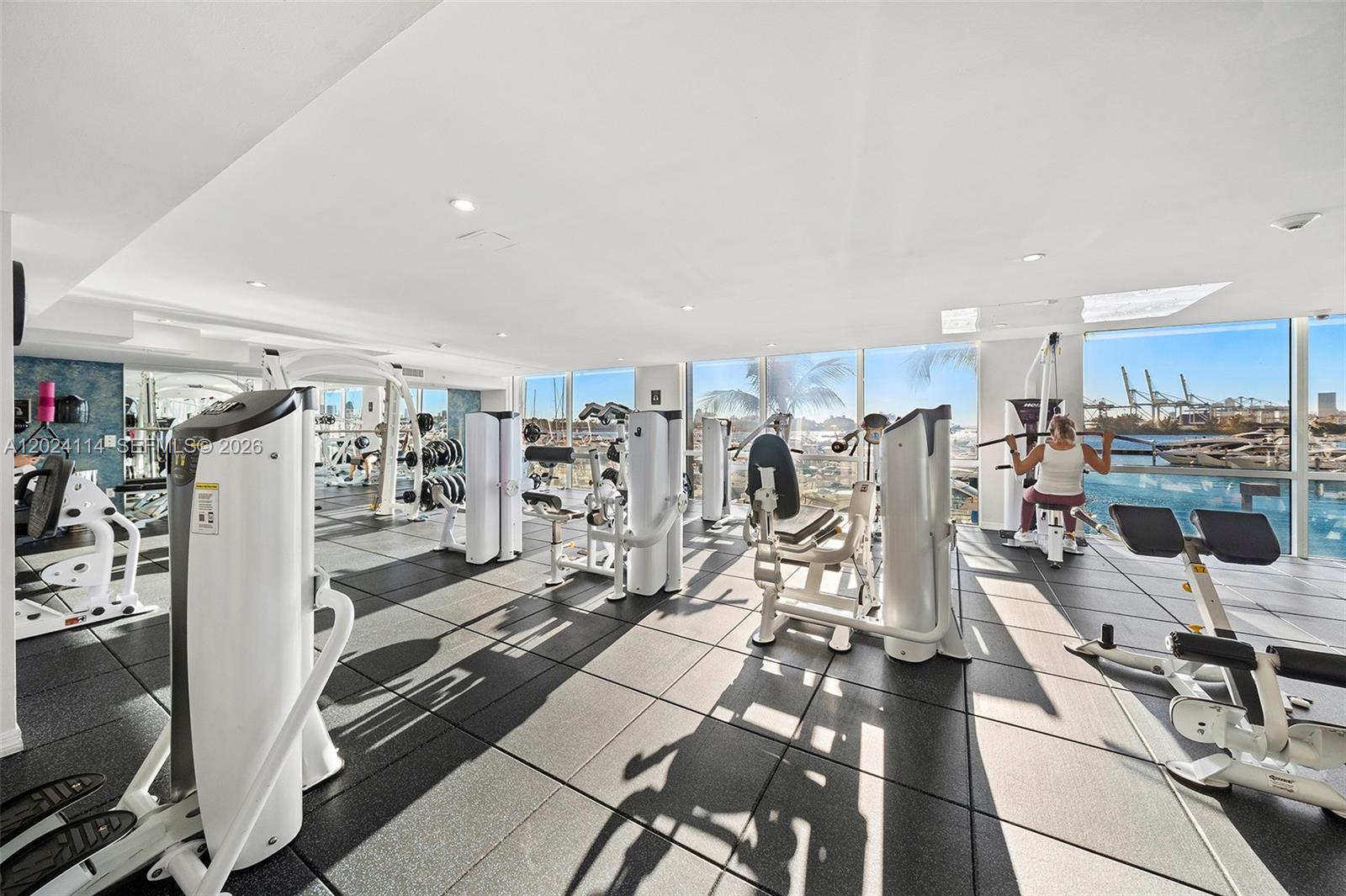 90 Alton Rd #1405, Miami Beach FL 33139