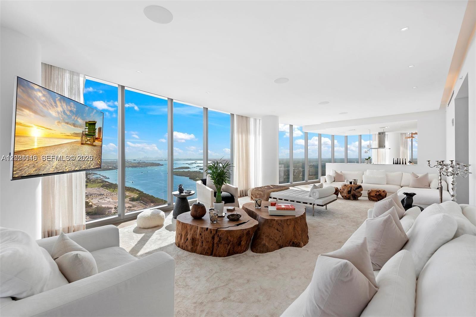 15701 Collins Ave #4105, Sunny Isles Beach FL 33160