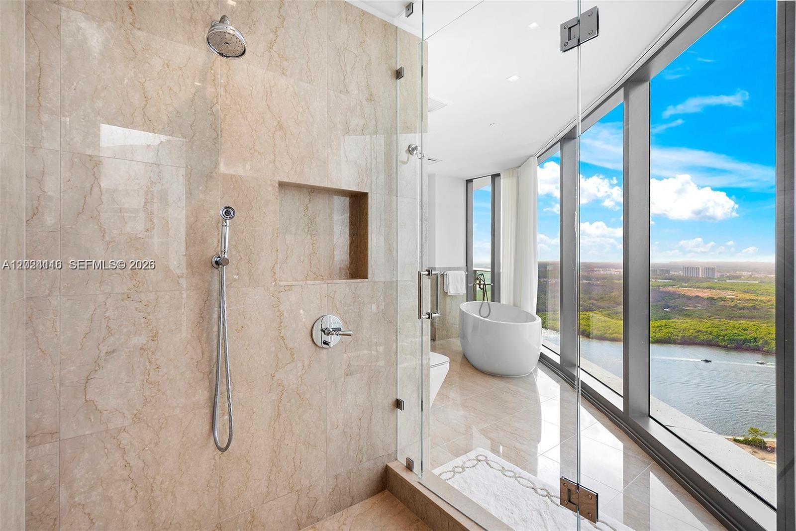 15701 Collins Ave #4105, Sunny Isles Beach FL 33160