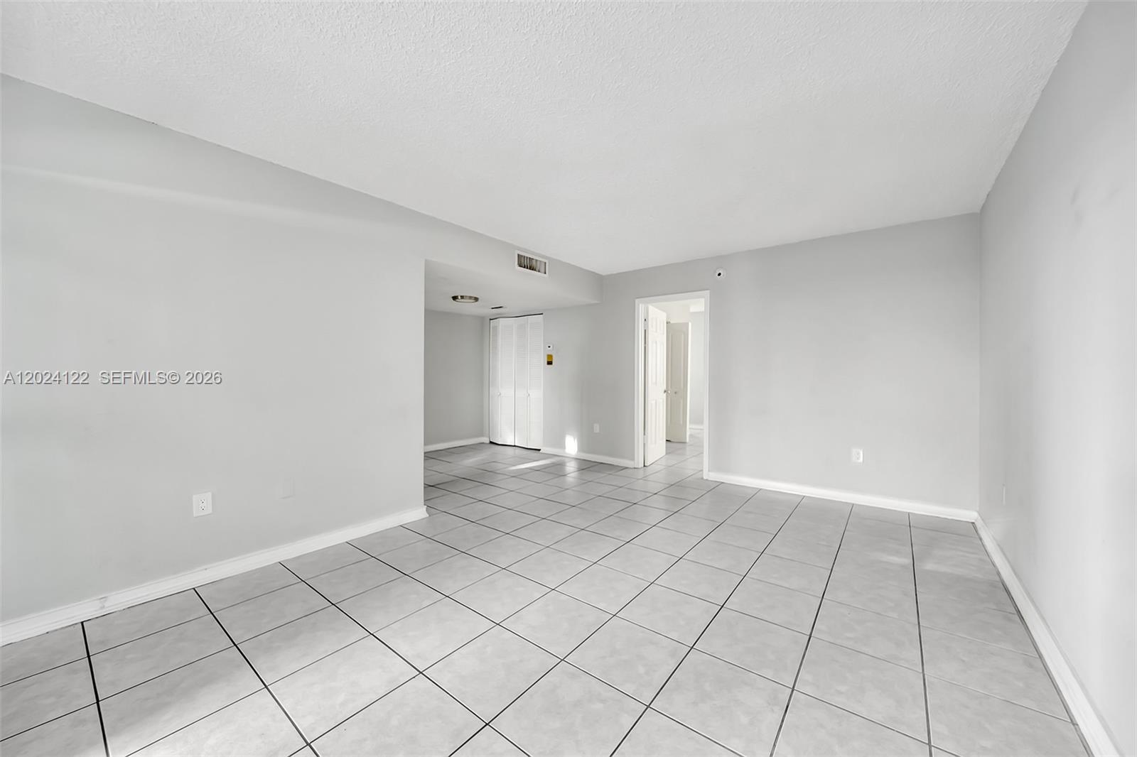 2011 Bay Dr #12, Miami Beach FL 33141