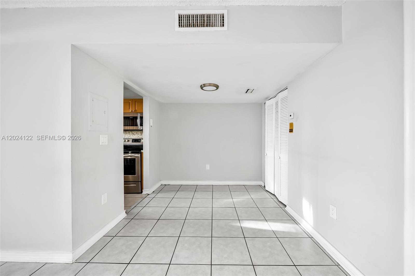 2011 Bay Dr #12, Miami Beach FL 33141