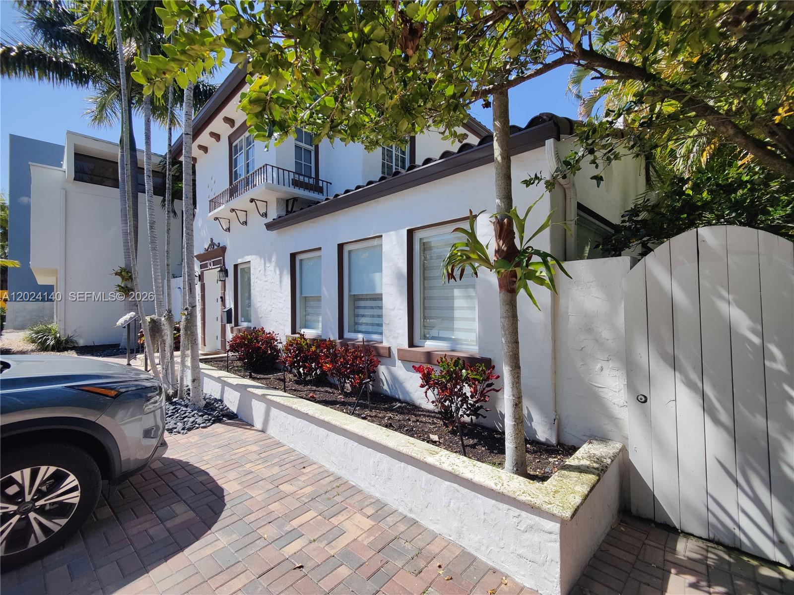 1823 S Bayshore Ln #0, Miami FL 33133