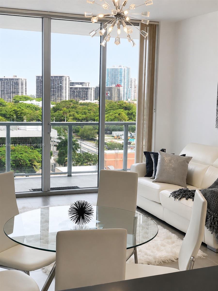 79 SW 12th St #1405-S, Miami FL 33130