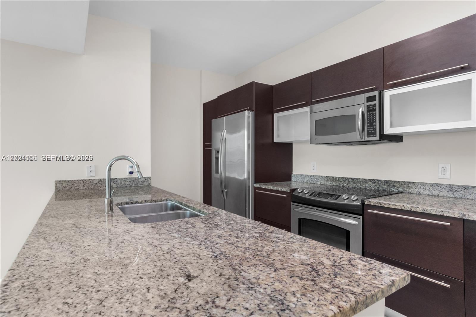 951 Brickell Ave #3107, Miami FL 33131