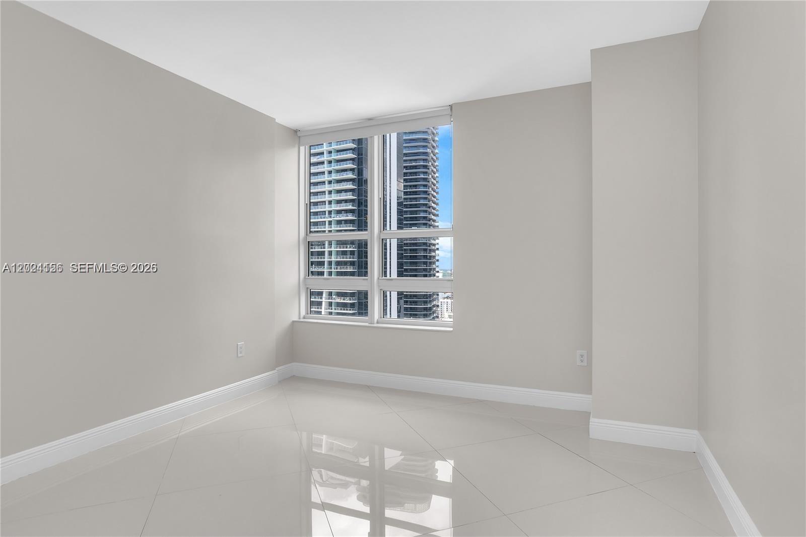 951 Brickell Ave #3107, Miami FL 33131