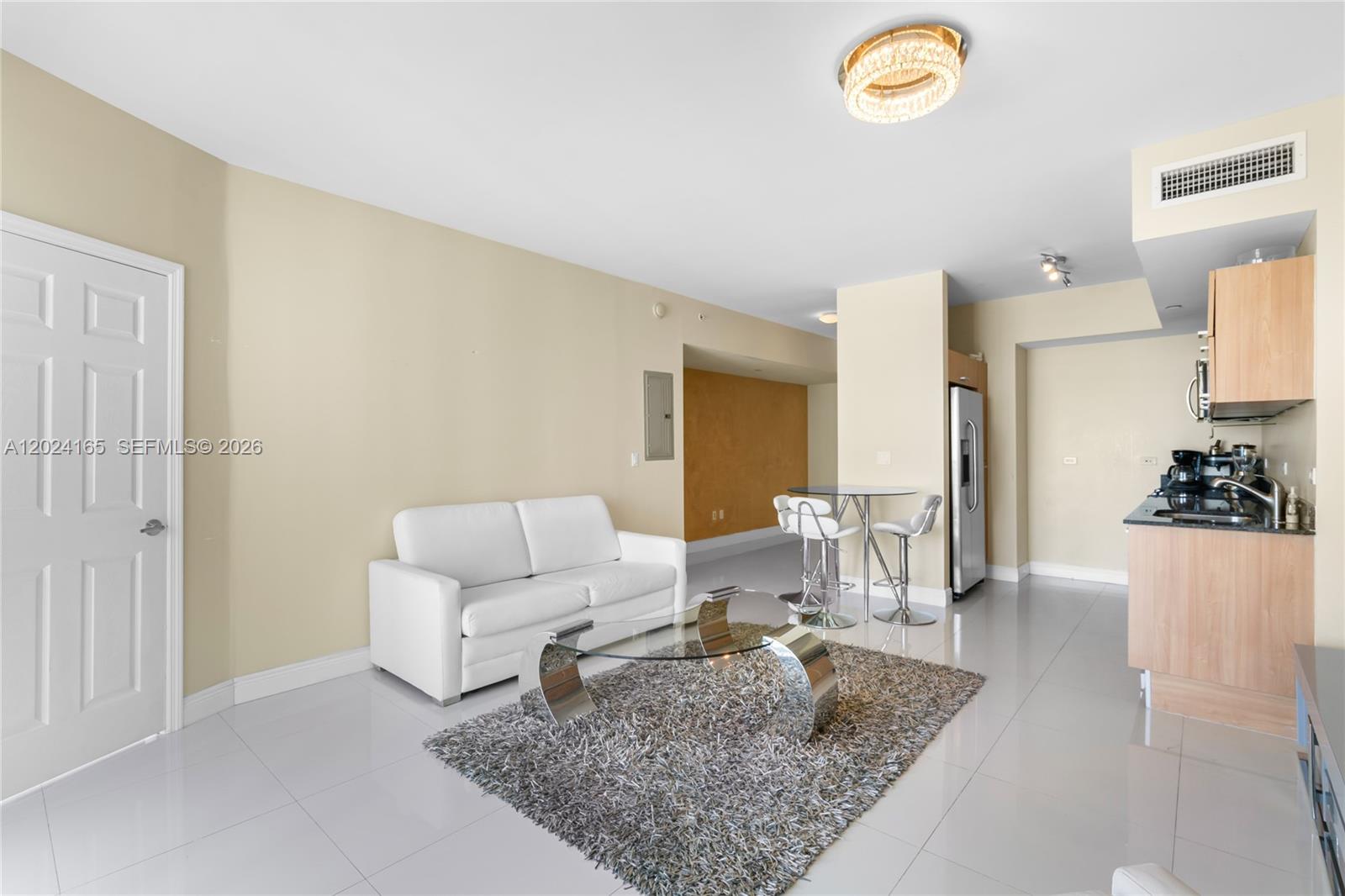 350 S Miami Ave #2515, Miami FL 33130