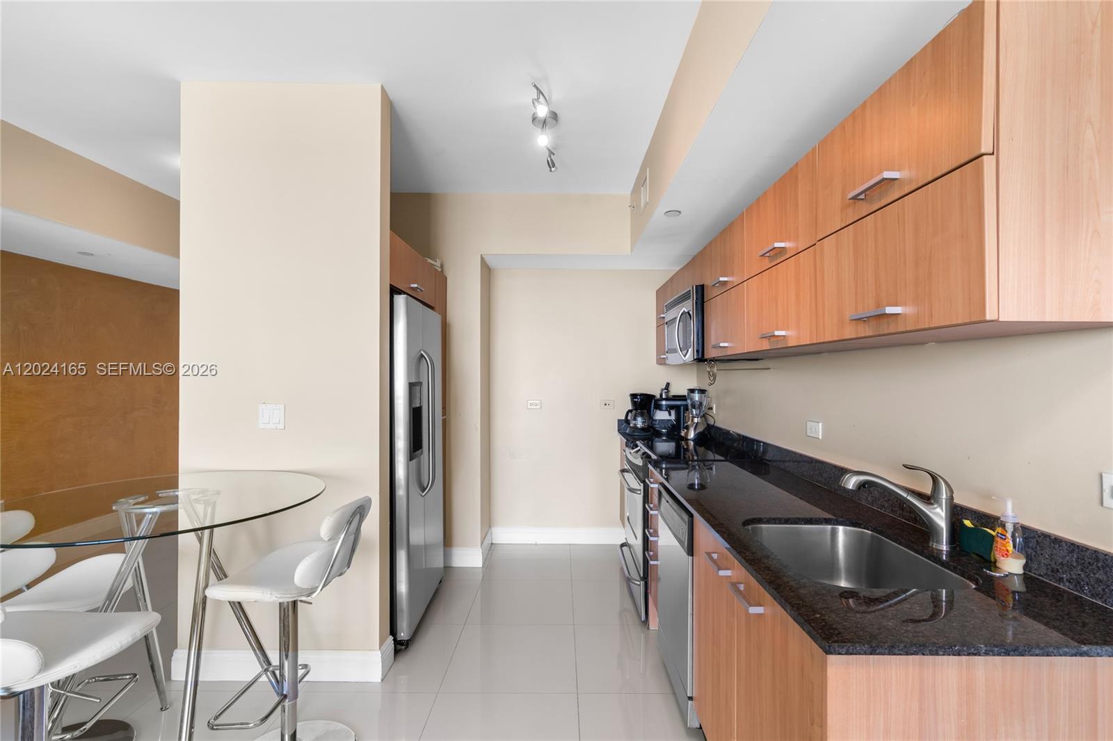 350 S Miami Ave #2515, Miami FL 33130