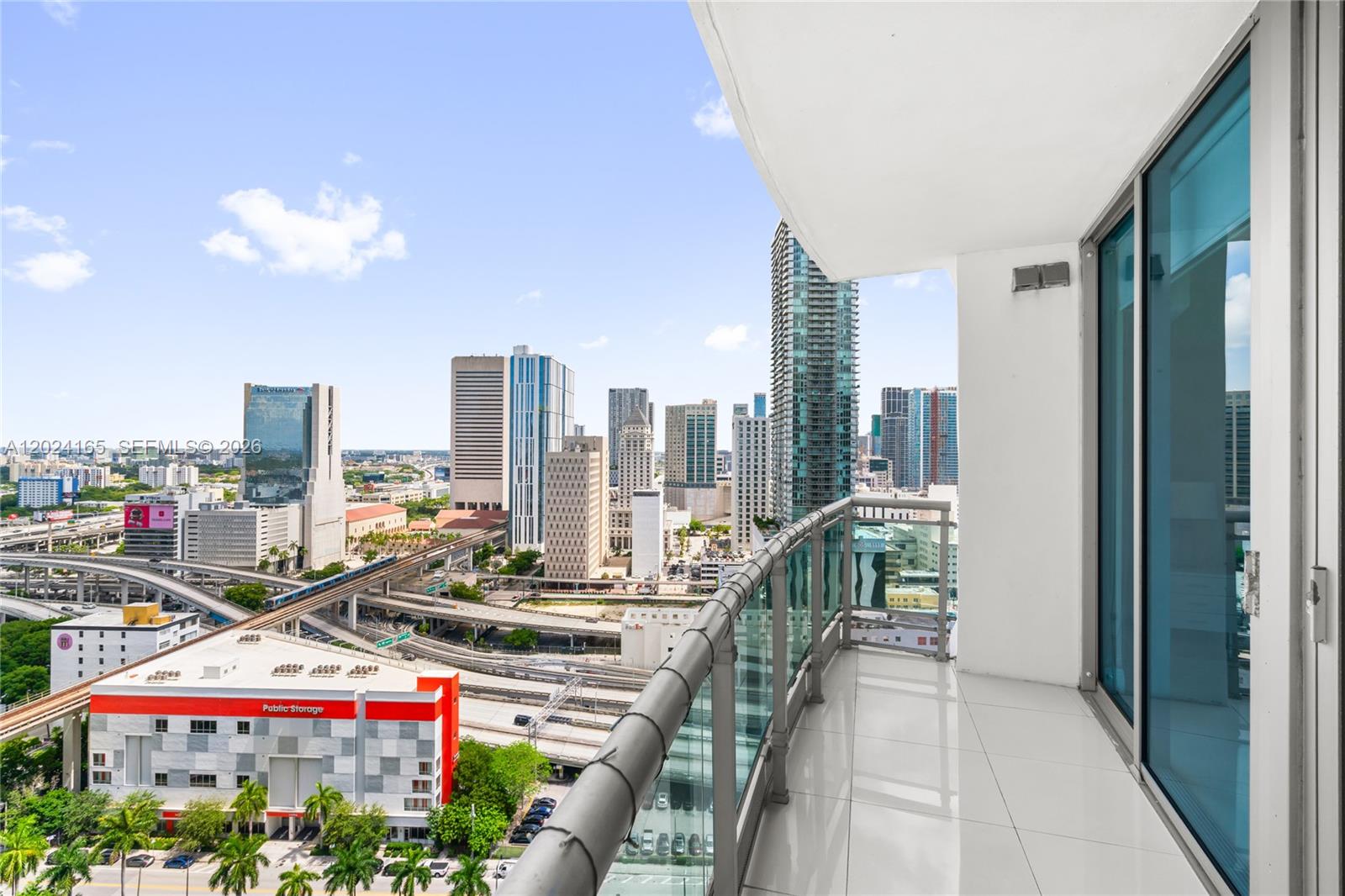 350 S Miami Ave #2515, Miami FL 33130