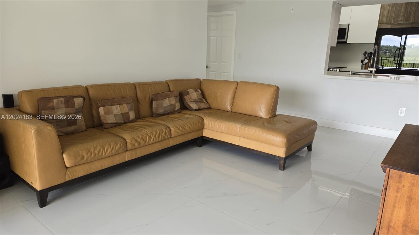 230 SW 117th Ter #11202, Pembroke Pines FL 33025