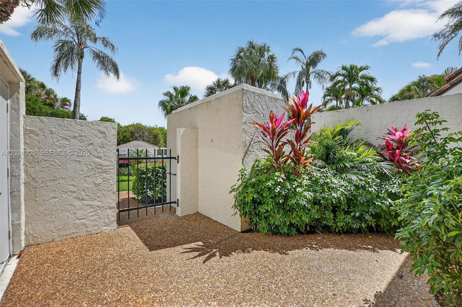 7906 Granada Pl #1201, Boca Raton FL 33433