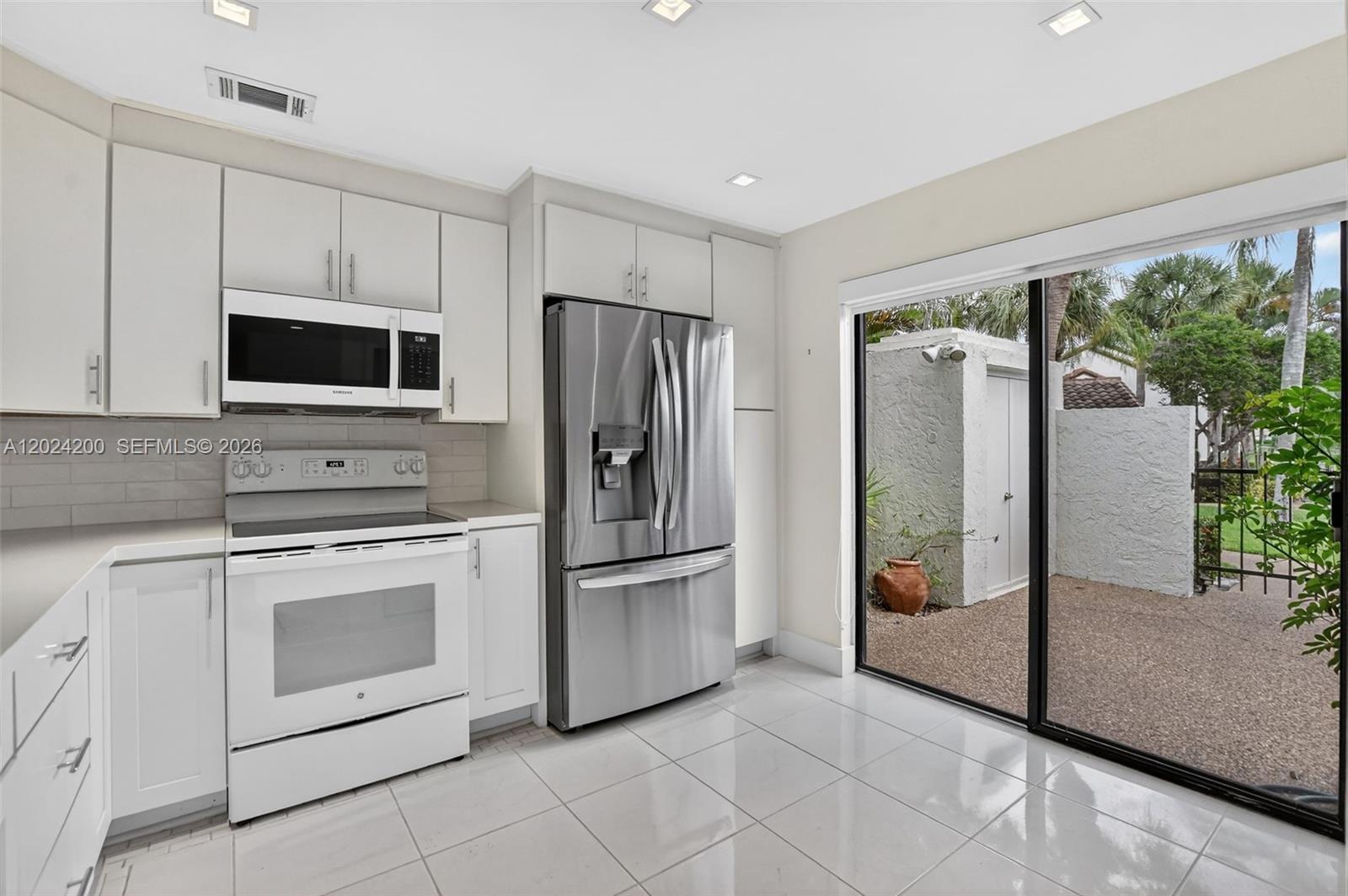 7906 Granada Pl #1201, Boca Raton FL 33433