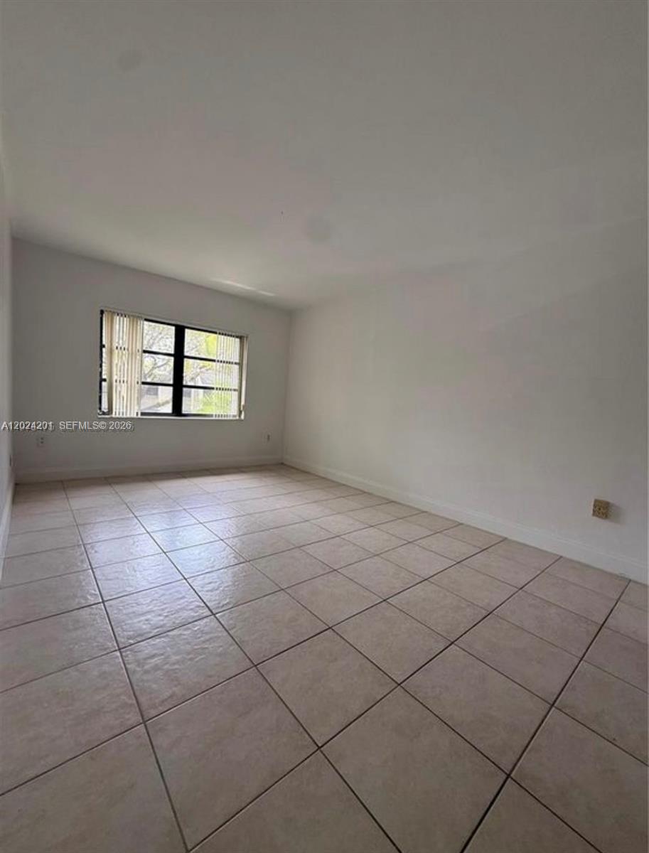 Miami FL 33156 - A12024201
