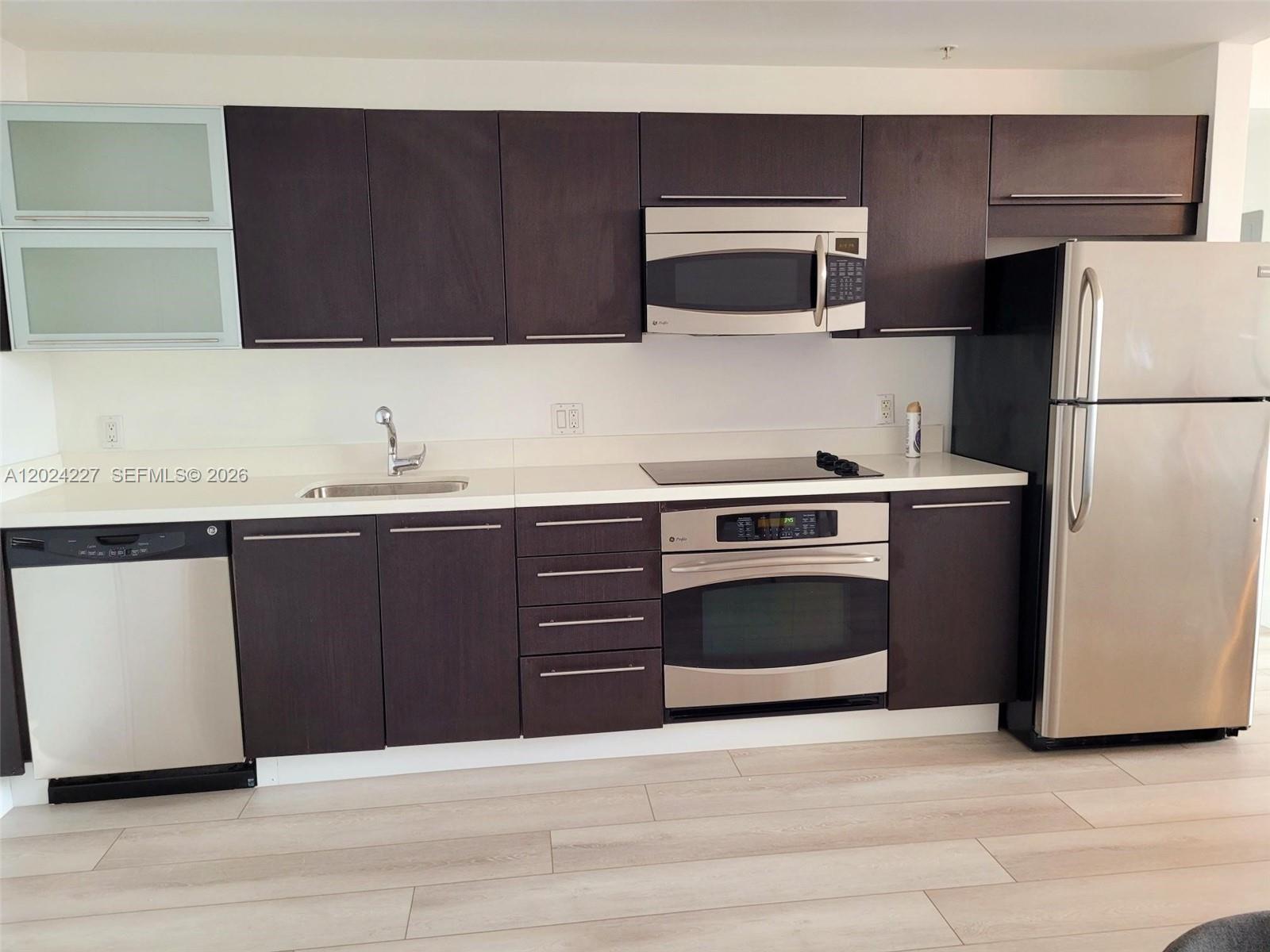 90 SW 3rd St #2208, Miami FL 33130