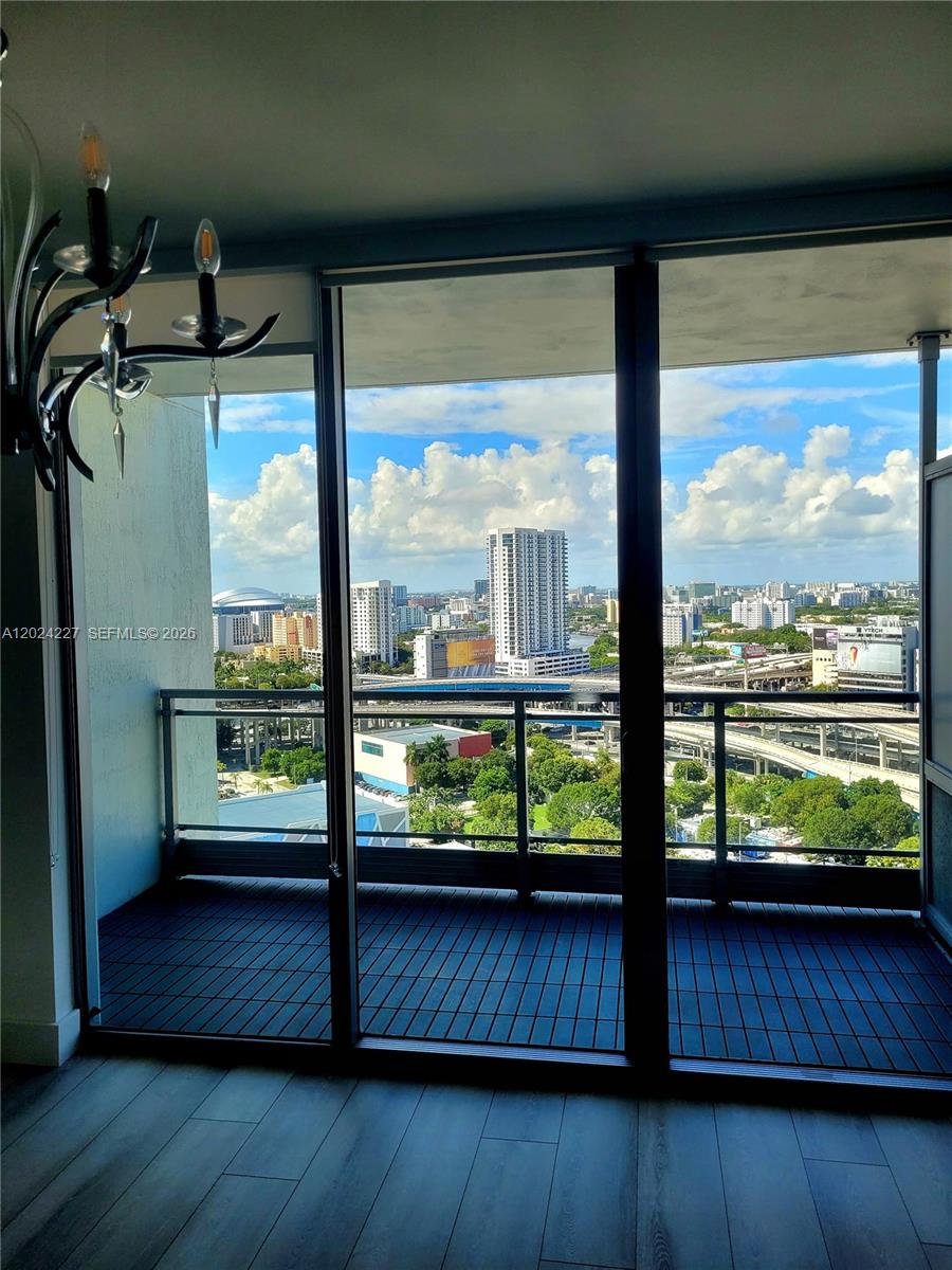 90 SW 3rd St #2208, Miami FL 33130