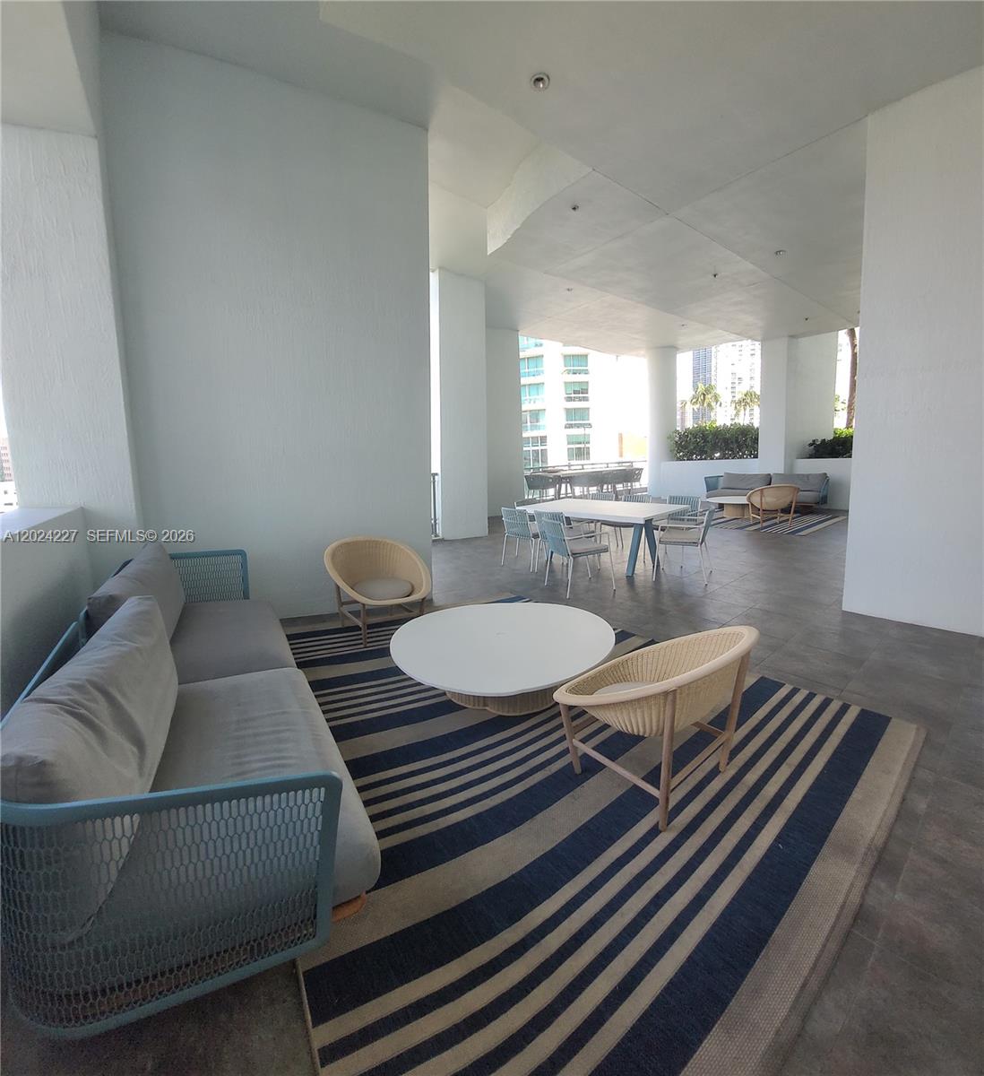 90 SW 3rd St #2208, Miami FL 33130