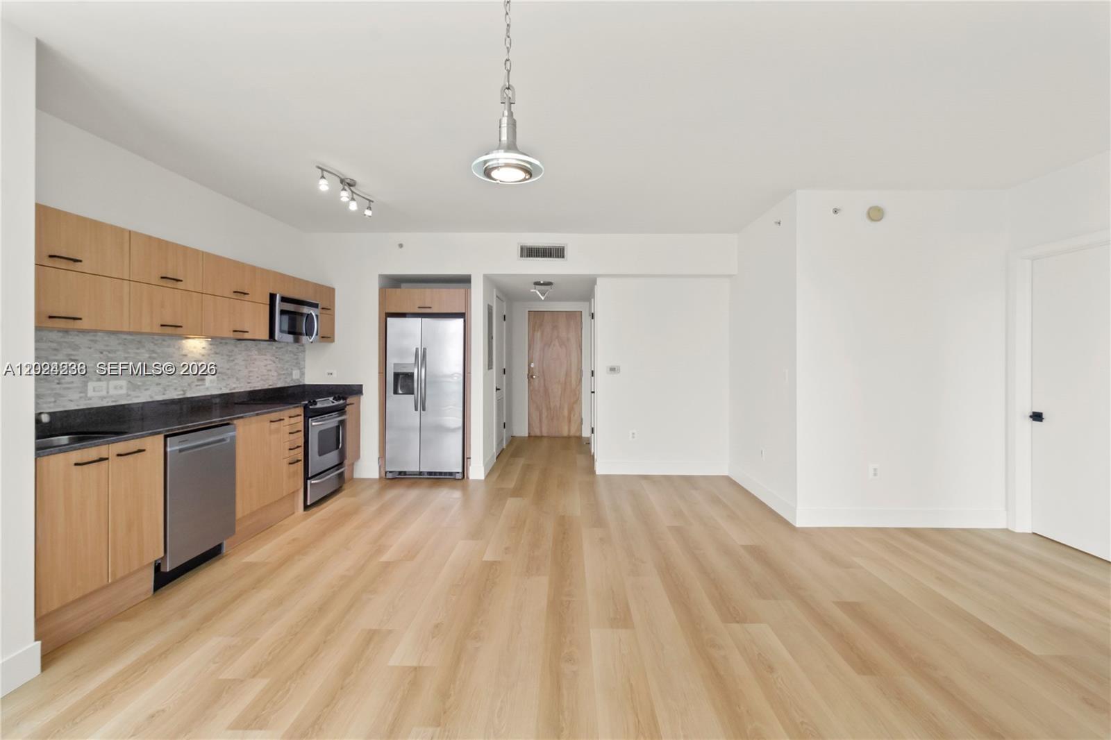 350 S Miami Ave #3413, Miami FL 33130