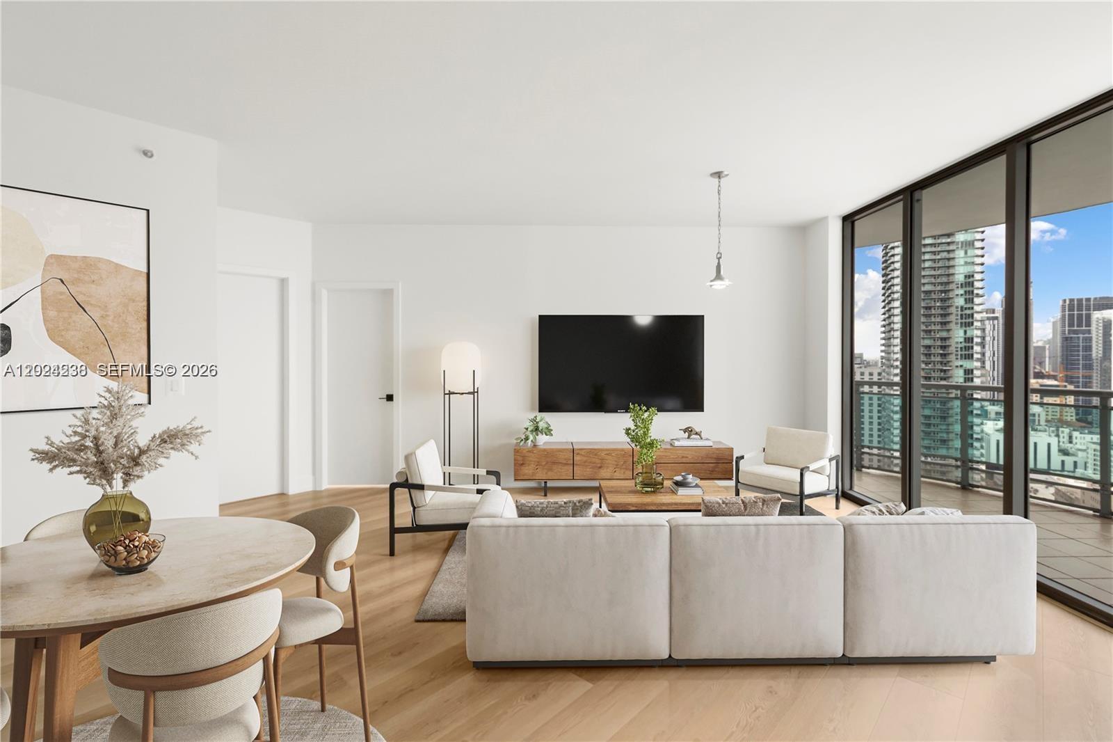 350 S Miami Ave #3413, Miami FL 33130