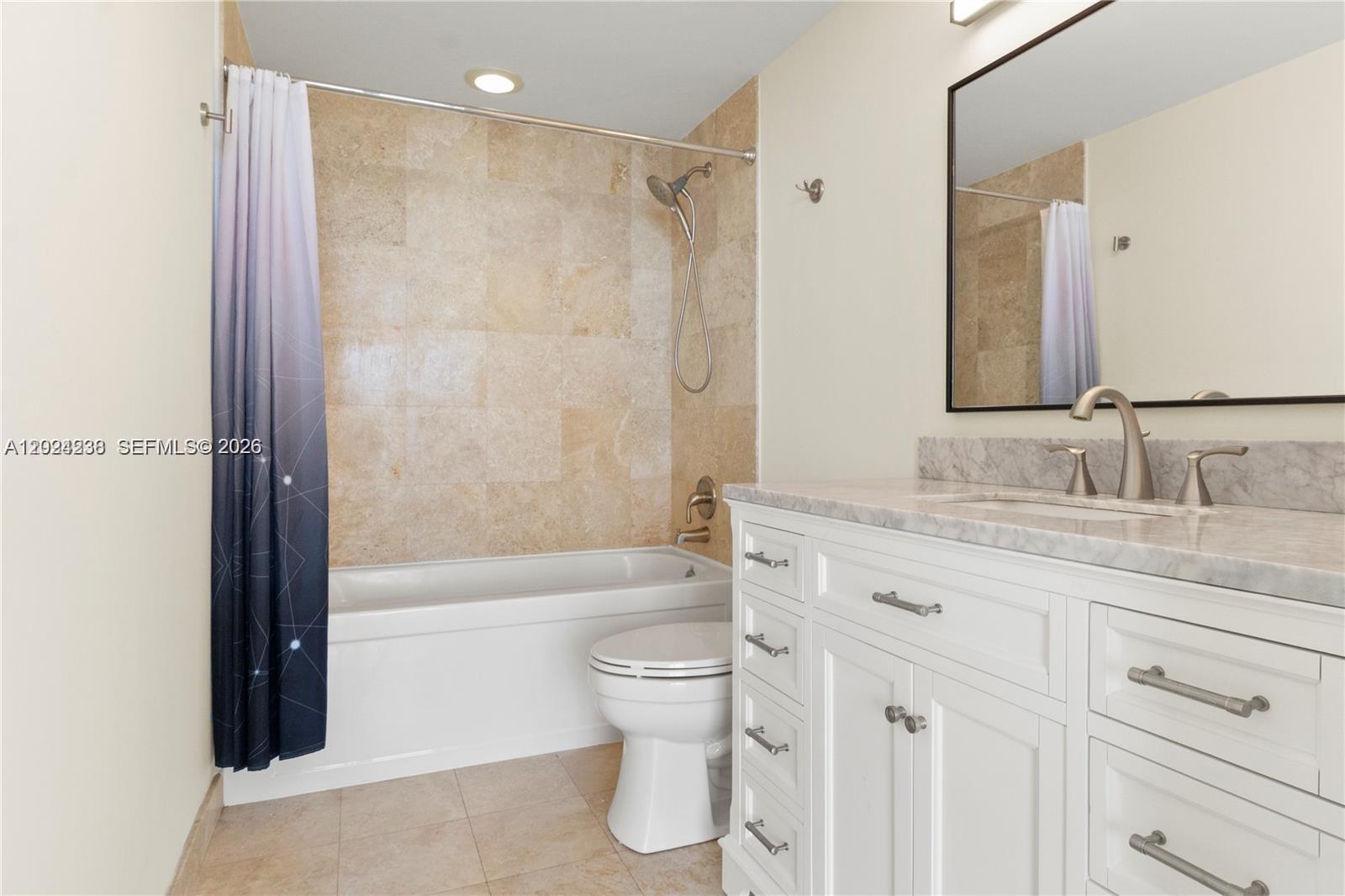350 S Miami Ave #3413, Miami FL 33130