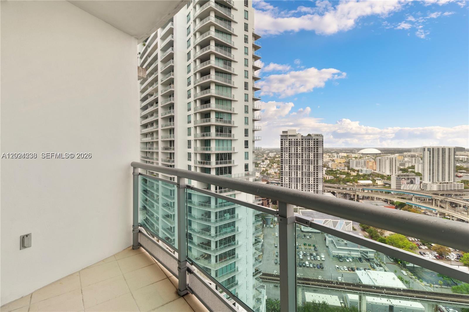 350 S Miami Ave #3413, Miami FL 33130