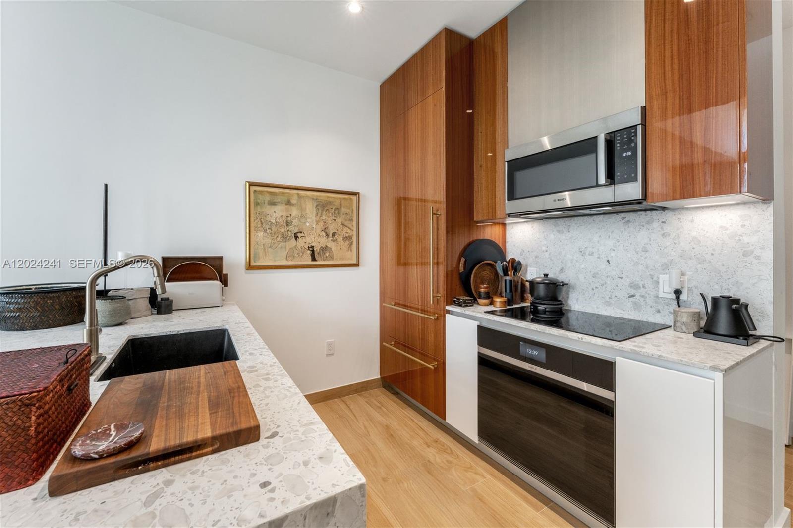2655 S Bayshore Dr #807, Miami FL 33133