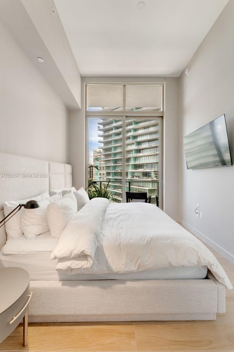 2655 S Bayshore Dr #807, Miami FL 33133