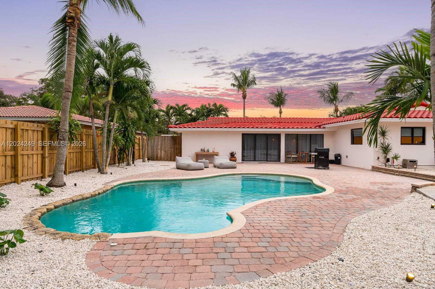 5250 NE 15th Ave, Fort Lauderdale FL 33334