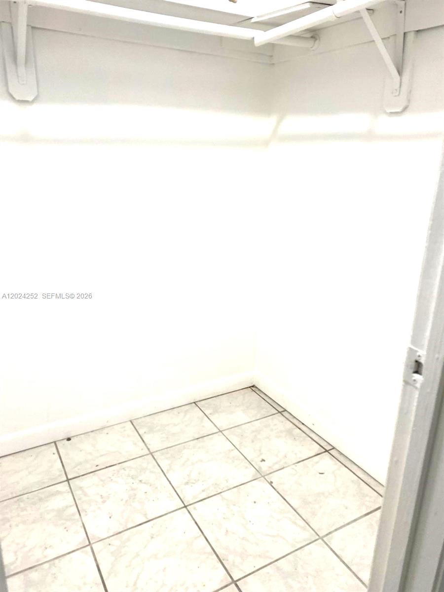 10000 NW 80 Ct #2225, Hialeah Gardens FL 33016