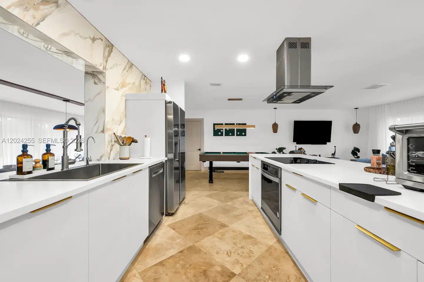 5250 NE 15th Ave, Fort Lauderdale FL 33334