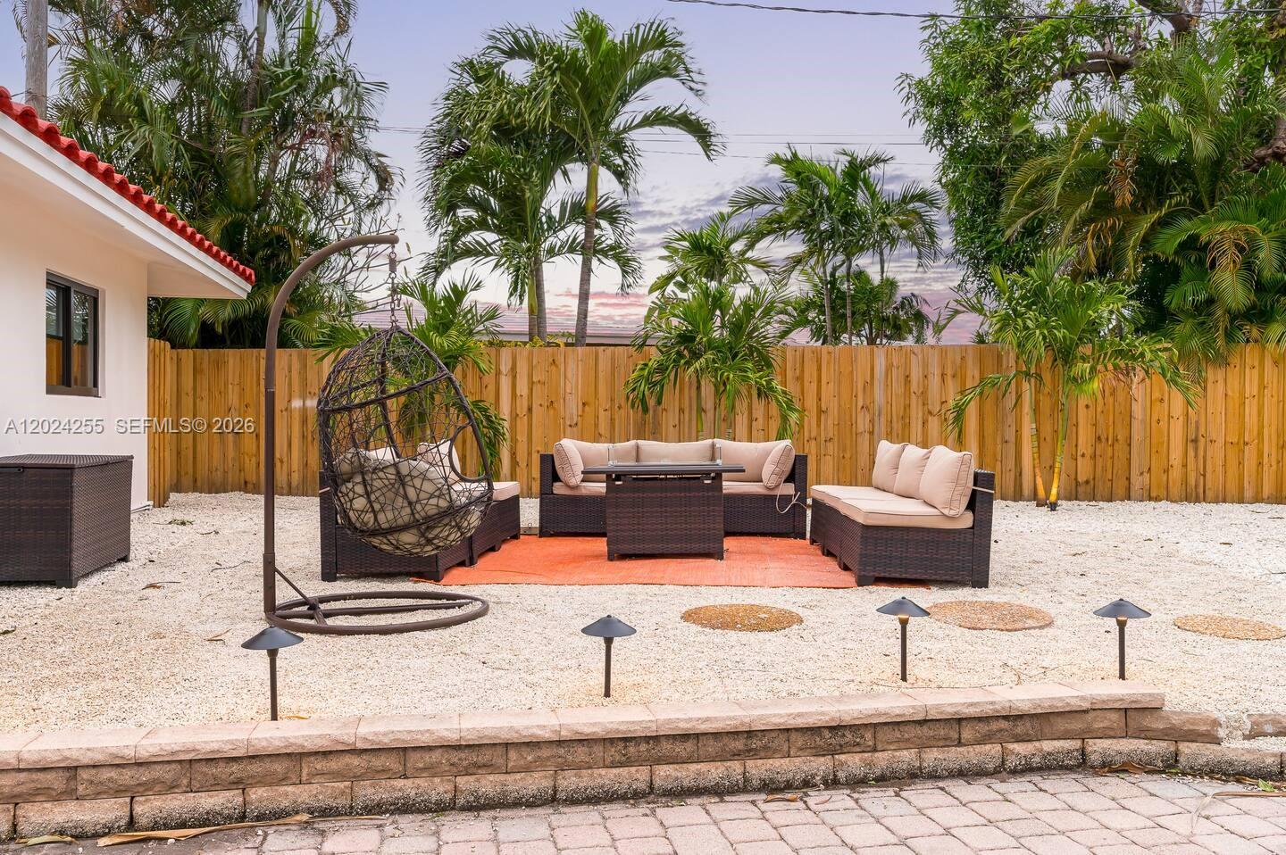 5250 NE 15th Ave, Fort Lauderdale FL 33334