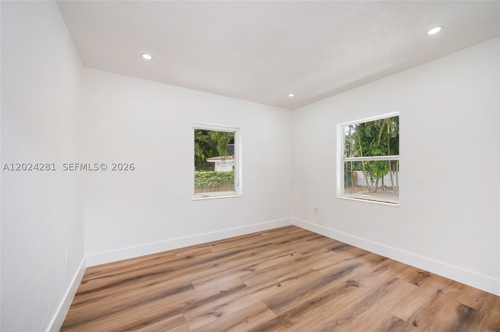 264 Navajo St, Miami Springs FL 33166