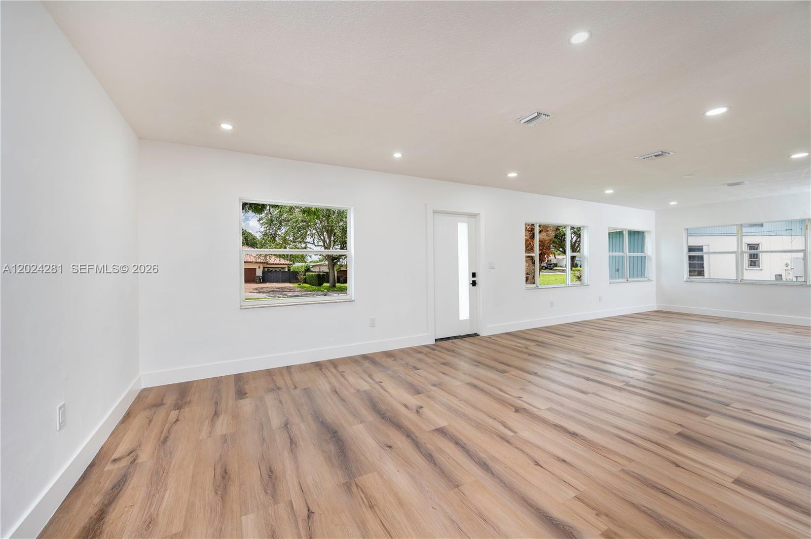 264 Navajo St, Miami Springs FL 33166