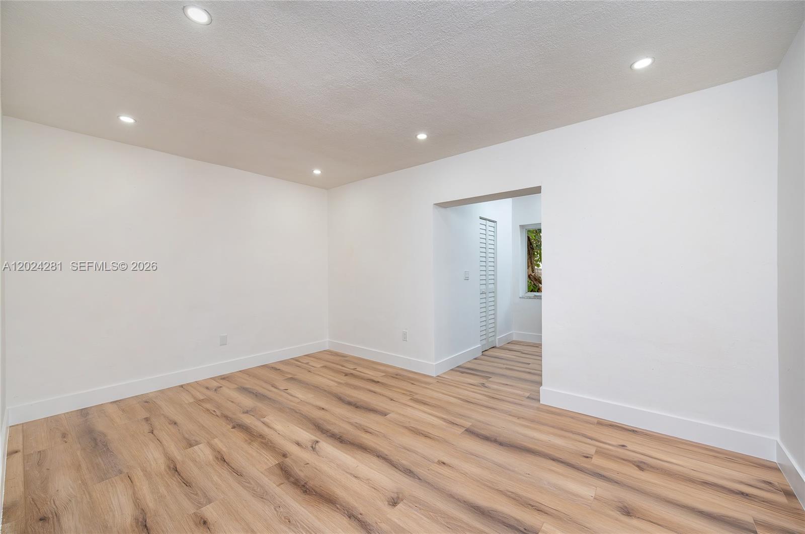 264 Navajo St, Miami Springs FL 33166