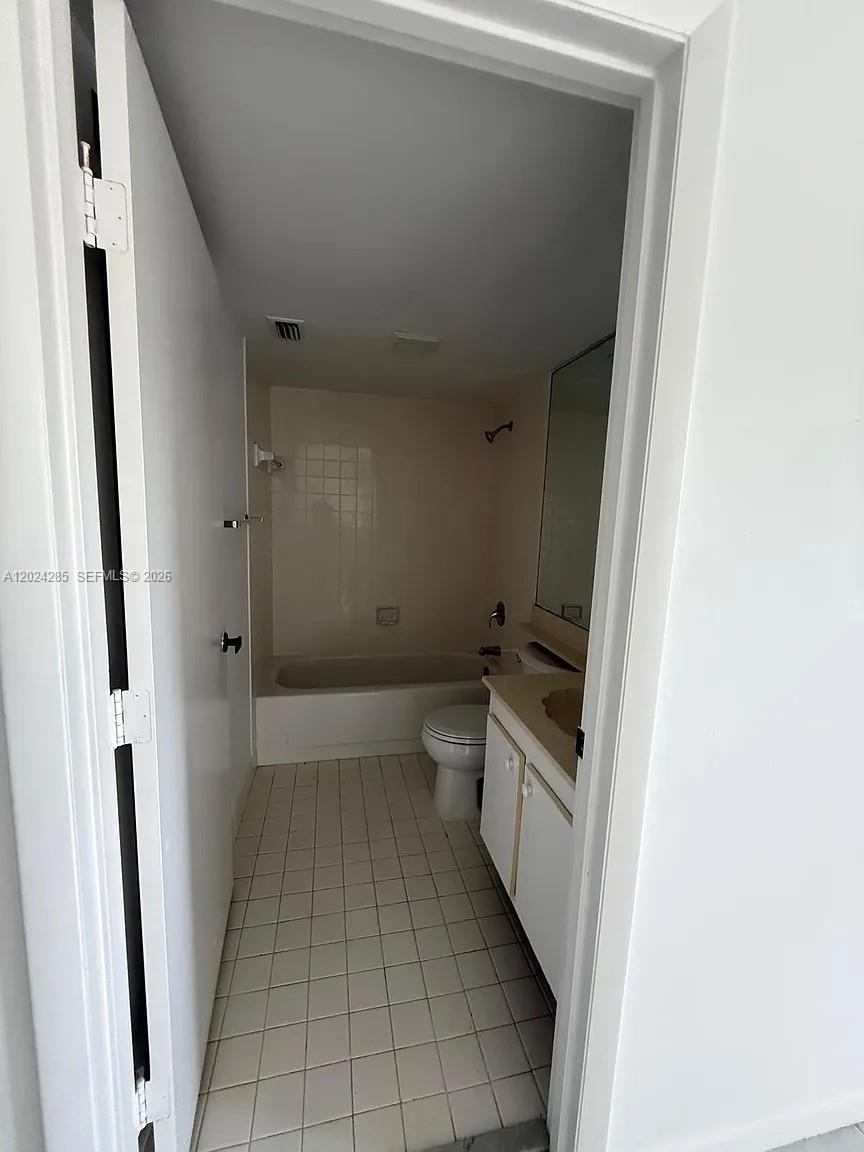 2621 SE 21st Ct #105-B, Homestead FL 33035