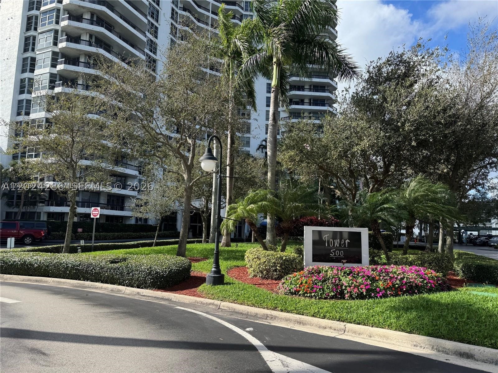 3530 Mystic Pointe Dr #1907, Aventura FL 33180