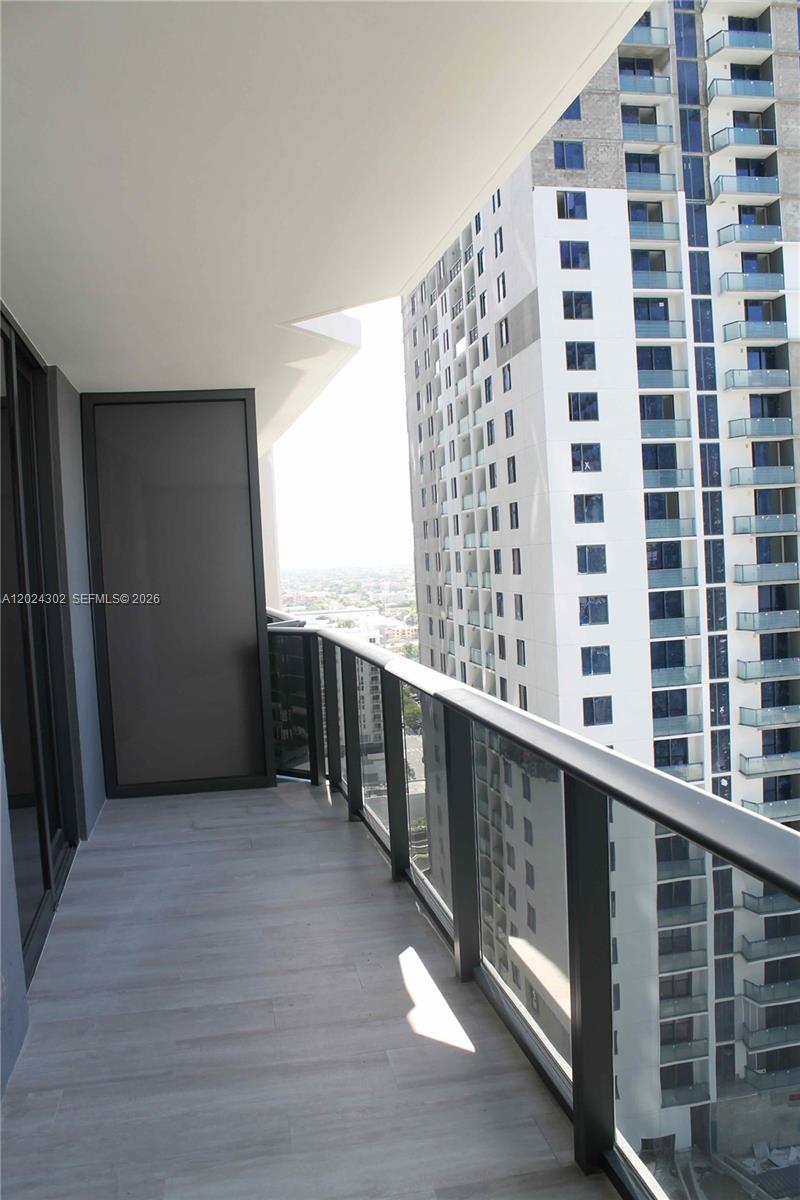 45 SW 9th St #2109, Miami FL 33130