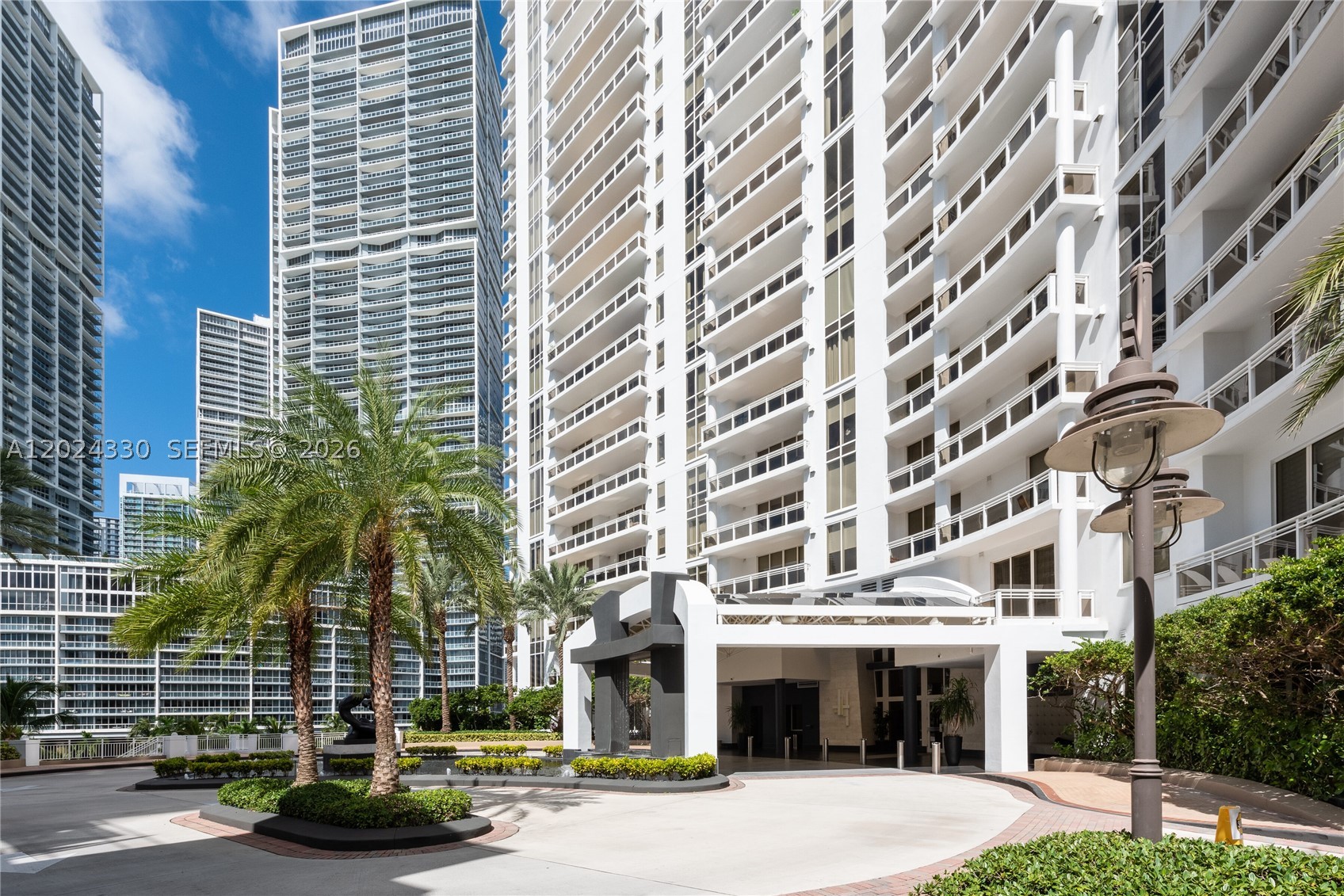 901 Brickell Key Blvd #2006, Miami FL 33131
