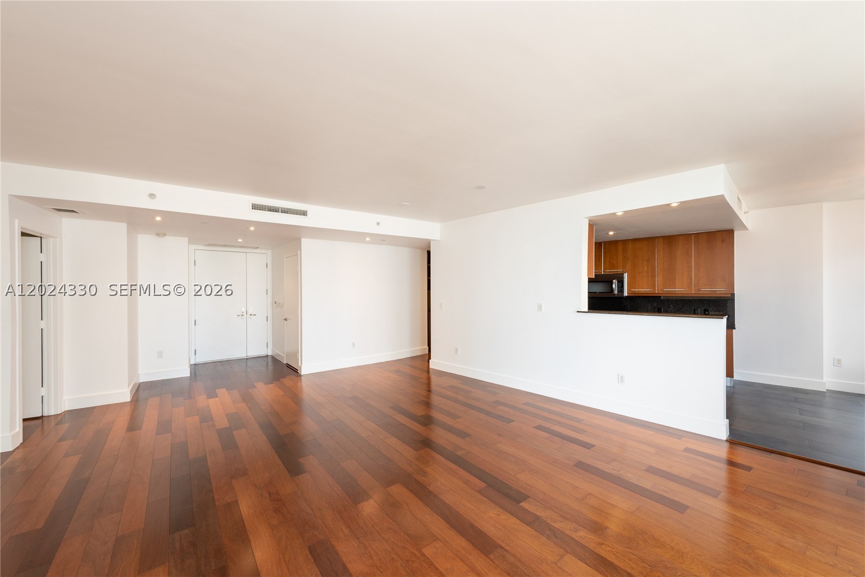901 Brickell Key Blvd #2006, Miami FL 33131